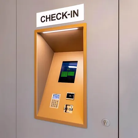 Отель Hbf-nord 3*