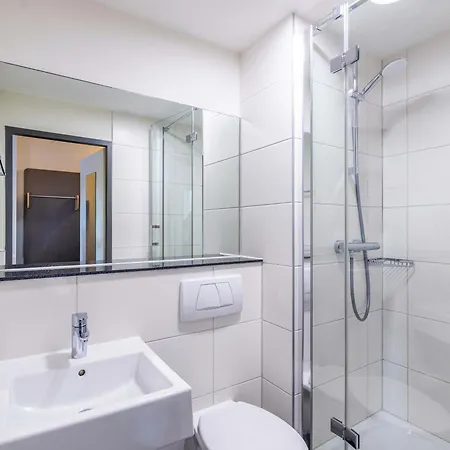 Hotel Ibis Styles Hauptbahnhof 3*