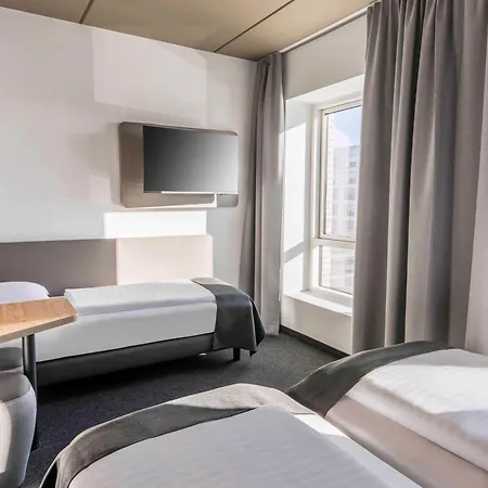 Ibis Styles Hauptbahnhof 3*